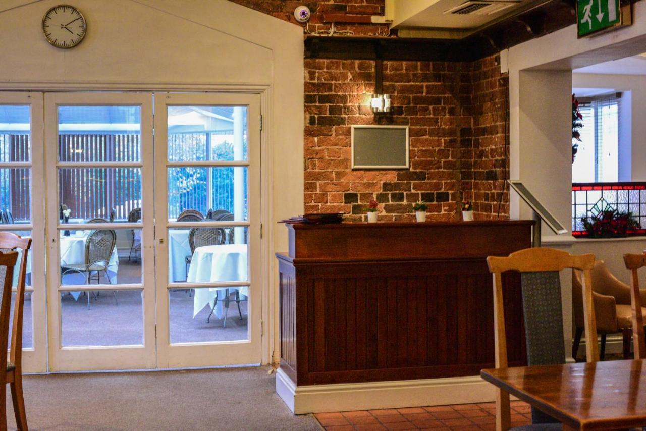 Himley Country Hotel Dudley Exterior photo